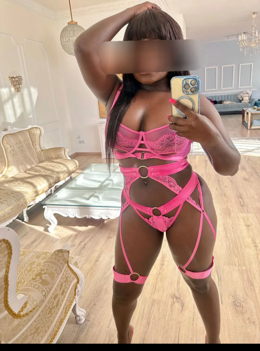 Abena escort Glasgow